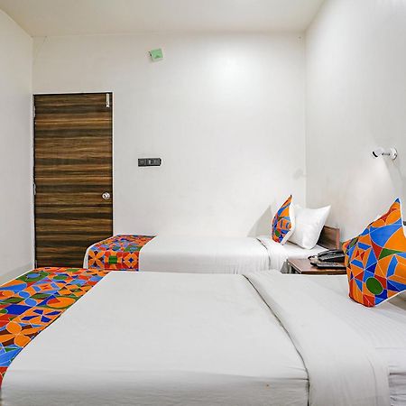 Fabhotel Lotus I สุรัต ภายนอก รูปภาพ